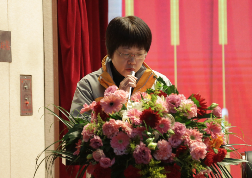 州寶潤實(shí)業(yè)集團(tuán)第一屆黨委班子選舉大會(huì)---資格審查委員會(huì)委員趙靜同志宣讀選舉說明